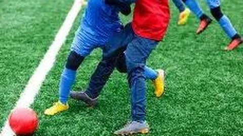 揭秘法国队世界杯首战防线阵容：迪涅、孔德、萨利巴、于帕领衔，谁将守护蓝色防线荣耀？